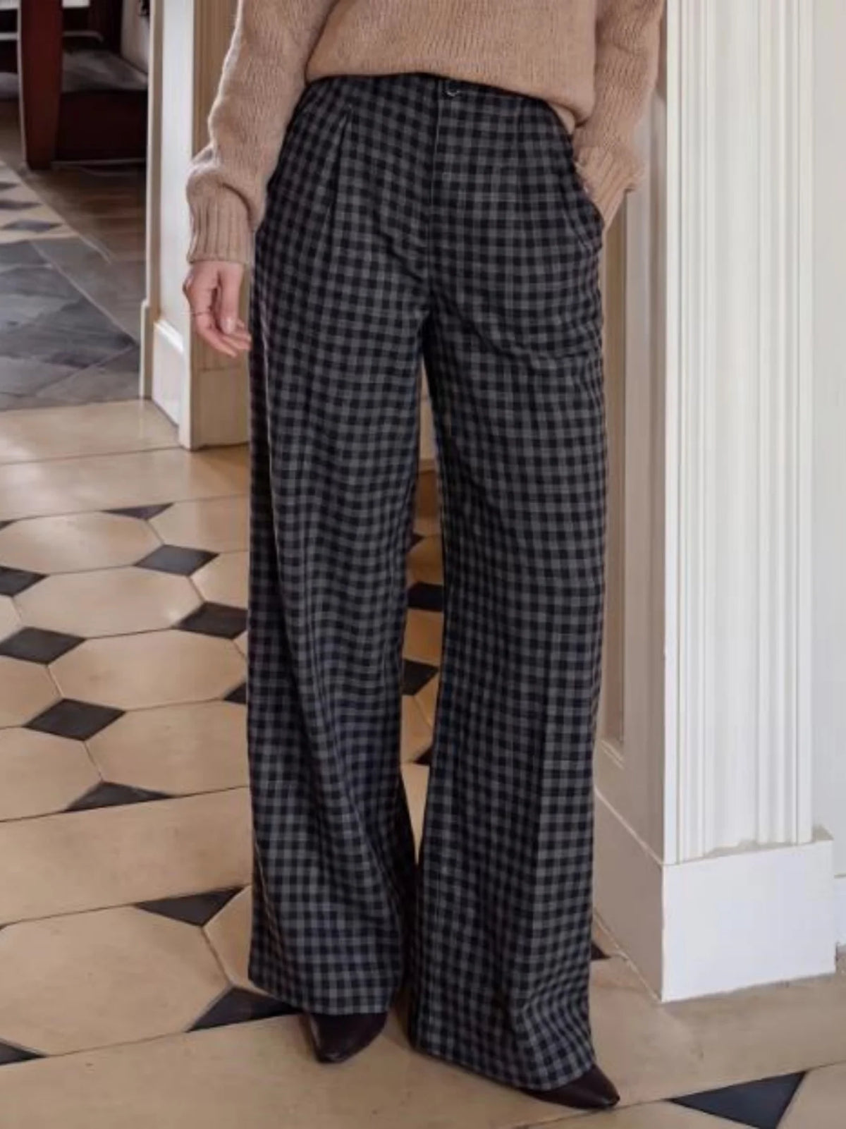 Women's Plaid High Waist Trousers — Straight Leg
