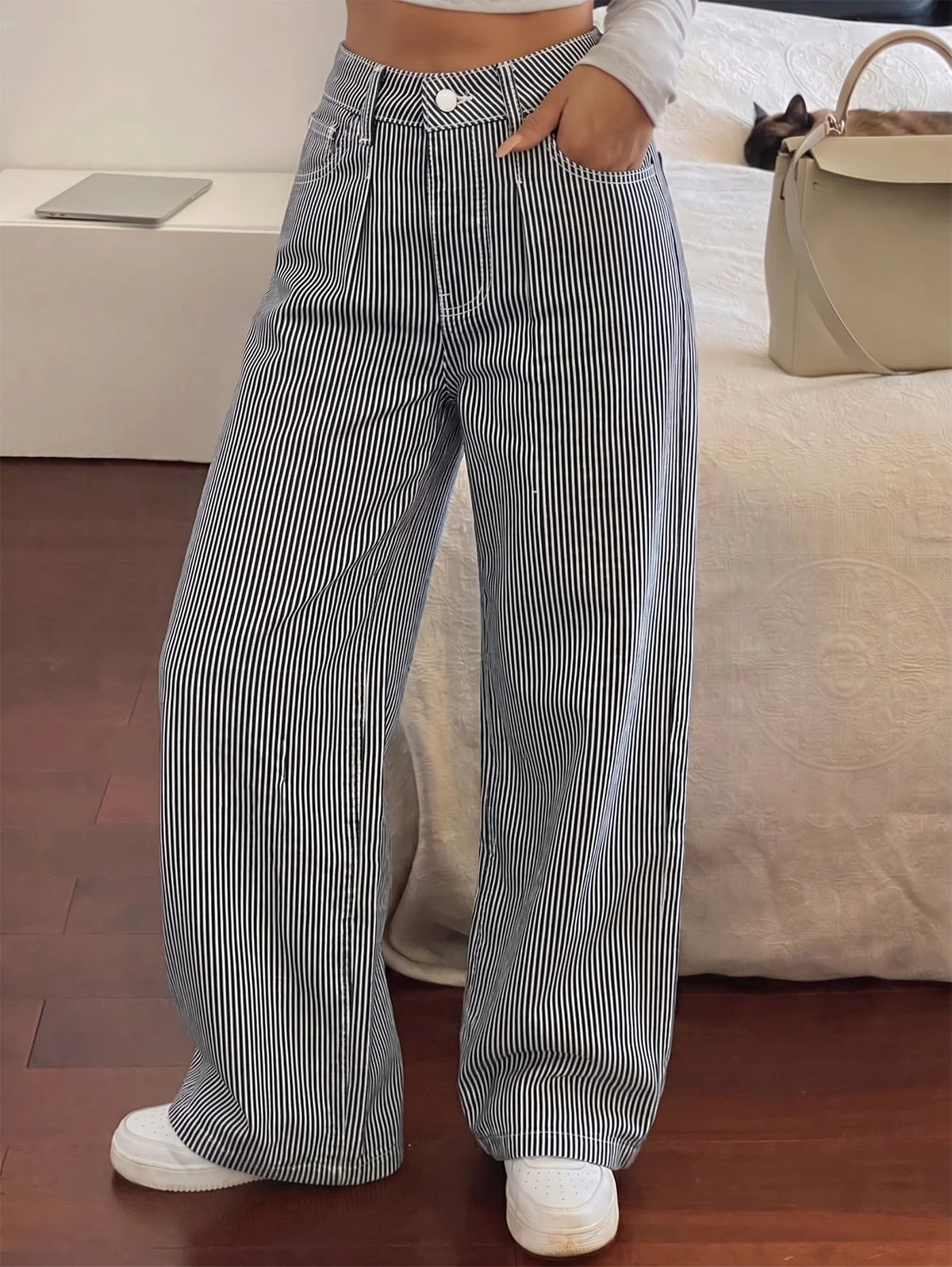 Women's Striped Wide Leg Trousers — Side Pockets
