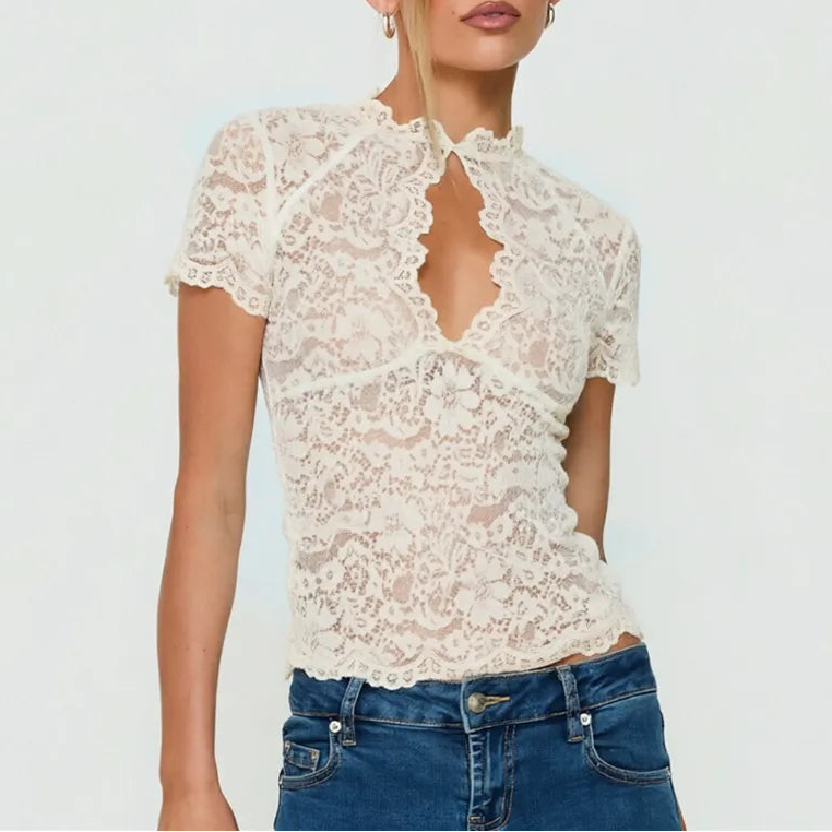 Women's Lace Mock Neck Crop Top — Keyhole