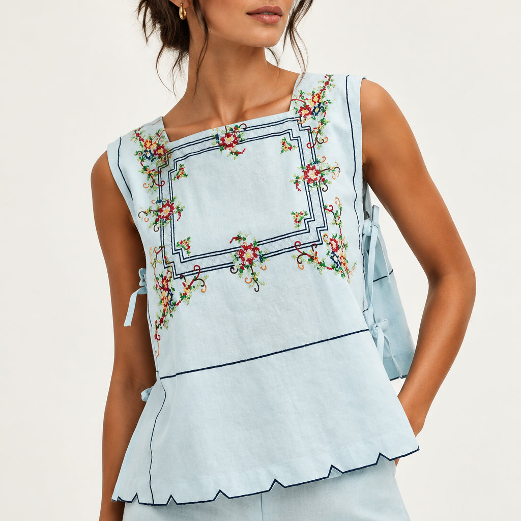 Women's Floral Embroidered Crop Tank — Button Front