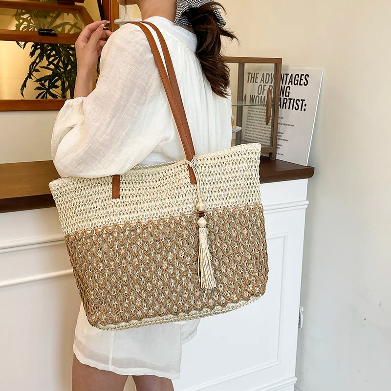 Women's Woven Raffia Shoulder Bag — Large Capacity