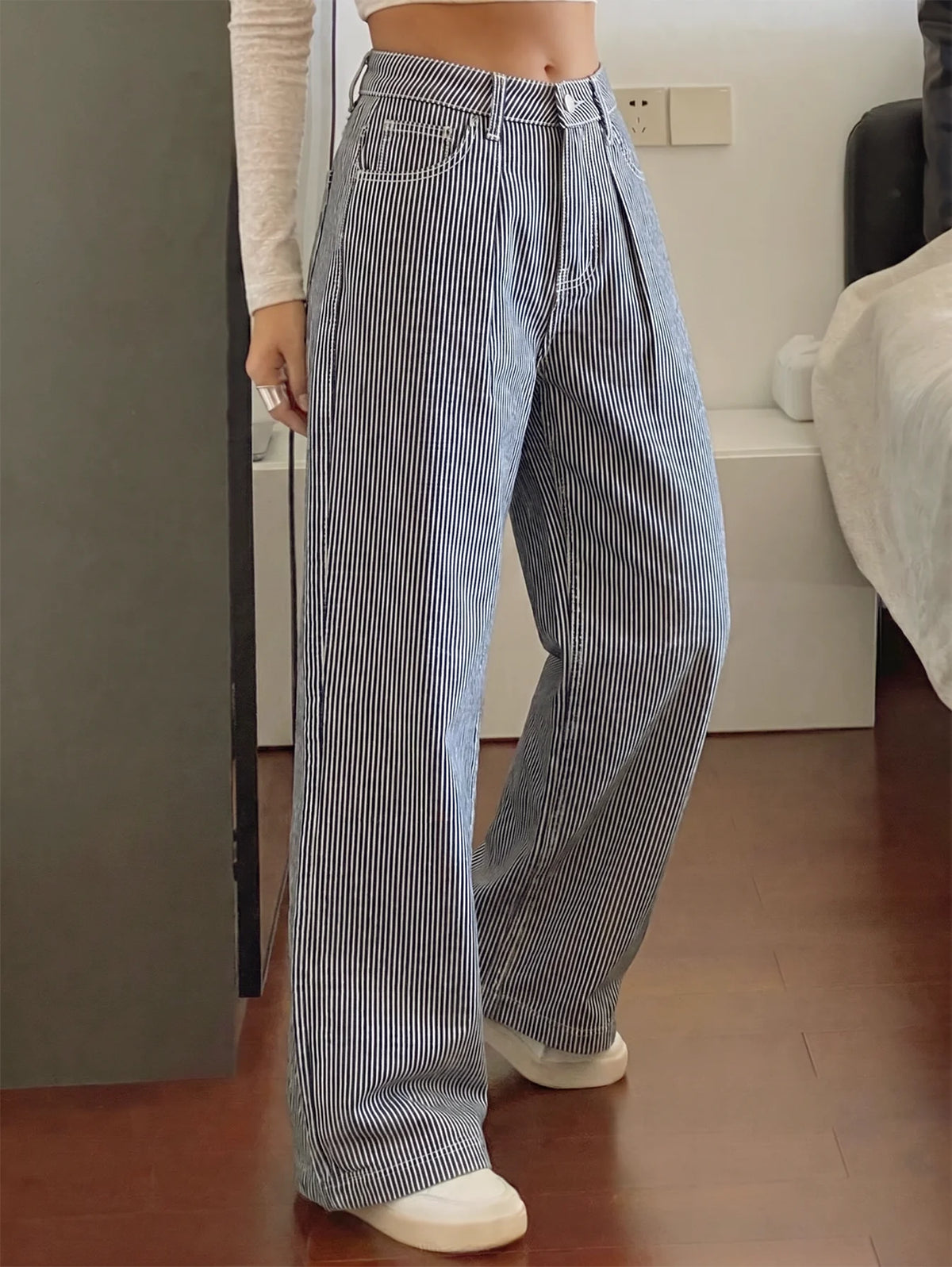 Women's Striped Wide Leg Trousers — Side Pockets