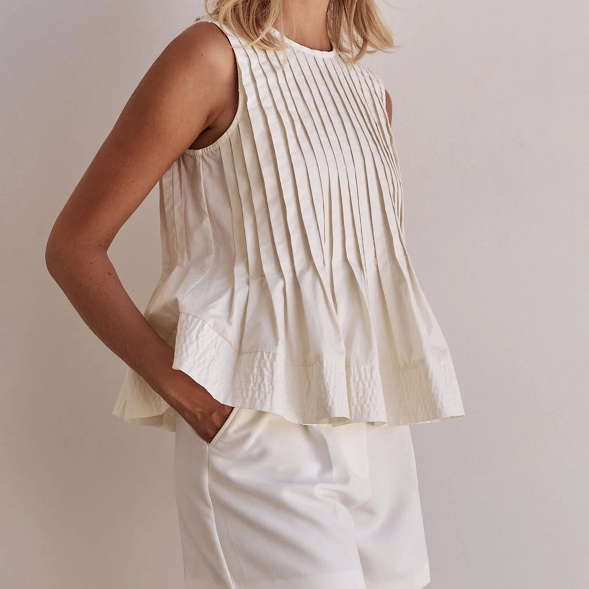 Women's Pleated Ruffle Hem Tank Top — Round Neck